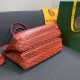 Goyard Goya launched a new twin shopping bag this bag looks like two classic shopping bags tote bag back to back together inside is two separate space Oh classic and practical generous belongs to the size of the medium bottom length of 34 on the length of