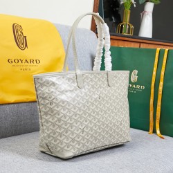Artois Shopping Bag Zipper Goyard Artois is the ultimate in simplicity and generosity, adding elegance and class to your everyday wardrobe. Not only is the bag pure French modernity, but it is also a continuation of the Saint Louis line of fashionable sty