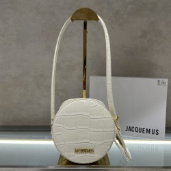 The new series le Vanito cosmetic bag is simply too good-looking, retro shoulder crossbody / handbag, adjustable shoulder strap crossbody retro open bead design as always versatile, really super Milk Si aura full open simply do not too absorb the essence 