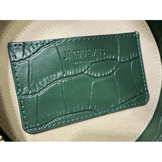 The new series le Vanito cosmetic bag is simply too good-looking, retro shoulder crossbody / handbag, adjustable shoulder strap crossbody retro open bead design as always versatile, really super Milk Si aura full open simply do not too absorb the essence 