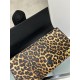 Jacquem** new shoulder bag (leopard print)
The niche brand that really exploded on the ins is a new type of bag with a sense of design, cowhide, and a small bag that can be turned into a clutch in a second.
It can be turned into a handbag in a second, and