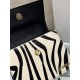 Jacquem***, a popular item that can be carried on the shoulder, is coming (Zebra 