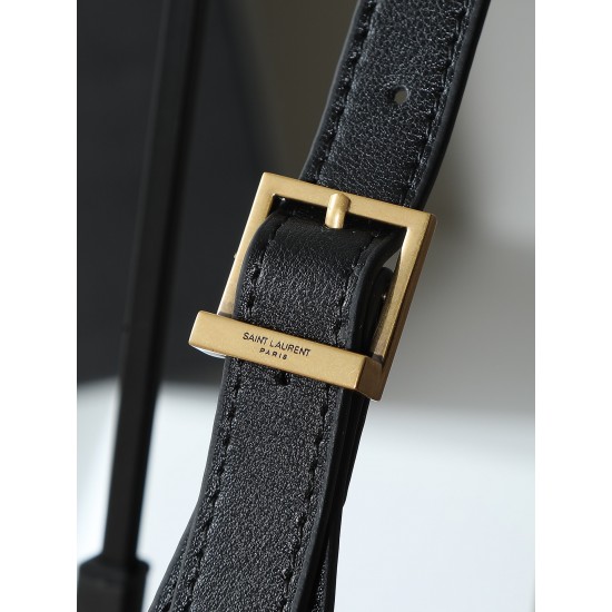 260 only genuine leather YSL explosive LE 5A7 underarm bag this year's hot vintage models underarm bag has been very popular full leather fine smooth package design and very simple and advanced capacity enough to use lightweight can be loaded and not out 