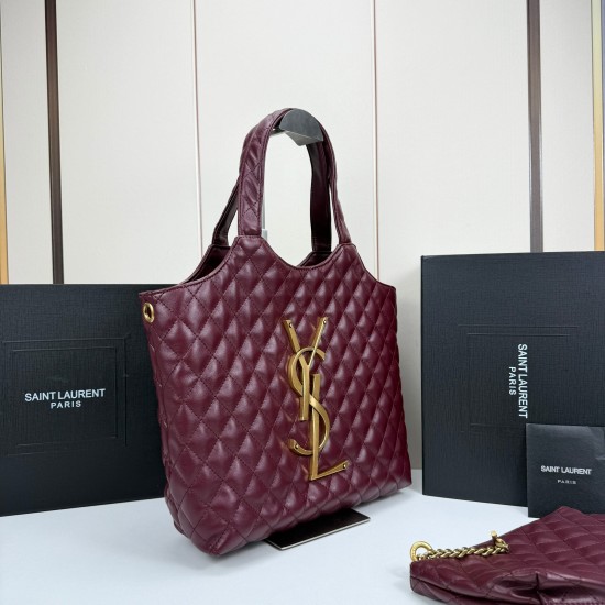 250 YsL most explosive new medium Tote ICAREROSEysl Saint Laurent one of the best bags of the year the most explosive new Tote ICAREROSE the same model gold large logo with all black lambskin super air inside there is a detachable zipper bag This season w