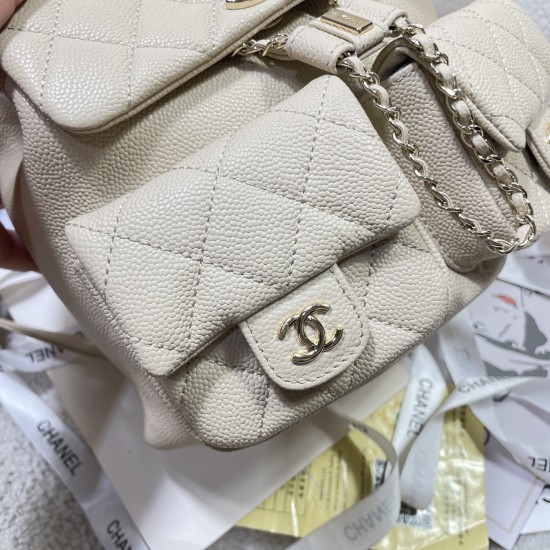 730 apricot large 23P super hot double backpack physical very small and the old duma about the same size color color is undoubtedly still a premium model is difficult to buy bitter on the body is very good with the very durable will definitely become a cl