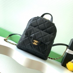 860 Chanel 25k Shoulder Bag Super cool and has been out for many seasons color Enough to hold a sense of fashionable atmosphere Small school bag with good capacity Shoulder strap with adjustable position Suction buckle pocket on the front color color R Cu