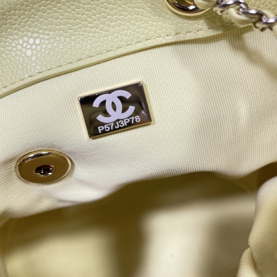 730 light yellow large 23P super hot double backpack physical very small and the old duma about the same size color color is undoubtedly still a premium model is very difficult to buy bitter on the body is very good with the very durable will definitely b