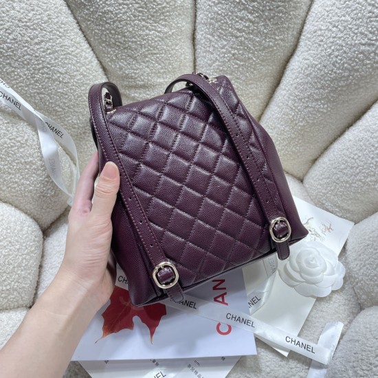 730  深酒红 大号 23P 超级火爆的双背包实物非常小跟老款duma差不多大小色色无疑还是溢价款很难买苦涩上身非常好搭配很耐看绝对会成为经典强烈推荐强强色3860 尺寸2052012cm