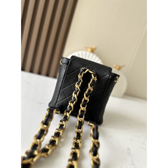 850 Upgrade back to stock ChaneVintage shoulder bag It's no exaggeration to say that this is a vintage backpack that can be passed on to future generations Classic double c logo diamond pattern with gold metal Leather chain shoulder straps texture full la