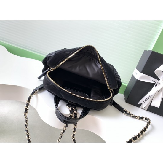 730 Chanel 25N Black Velvet Shoulder Bag Ski Season's Velvet Shoulder Bag Super Beautiful Top Very Light Feeling Soft Zan R Zan R Model No. AS5679 Size 251025 Matching Packaging