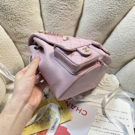 730 light pink ball pattern large 23P super hot double backpack physical very small about the same size as the old duma color color is undoubtedly still a premium model is difficult to buy bitter on the body is very good with the very durable absolutely w