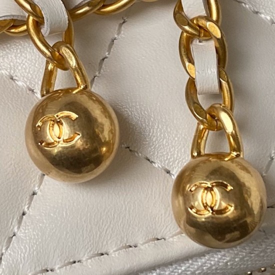 580 CHANE24C Double Gold Ball Box AP2292 This season's new double gold ball I really cute At first glance, I fell in love with this bag Classic black gold Double gold ball Chain adjustable length Hand carry crossbody and shoulder Capacity can also Size 11