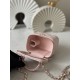 590 spot Chane new small chain makeup bag inside with a makeup mirror The new box bag actually added a handle to get the actual object was completely planted completely different temperament surprise stunning can be shoulder slanting hand-held can be load