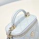 580 Fragrance grandmother's new box chain makeup bag is worthy of this year's popular models since the launch of this series has captured the hearts of too many girls small and cute on the body to reduce the age of good-looking body of the classic diamond