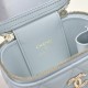 580 Fragrance grandmother's new box chain makeup bag is worthy of this year's popular models since the launch of this series has captured the hearts of too many girls small and cute on the body to reduce the age of good-looking body of the classic diamond