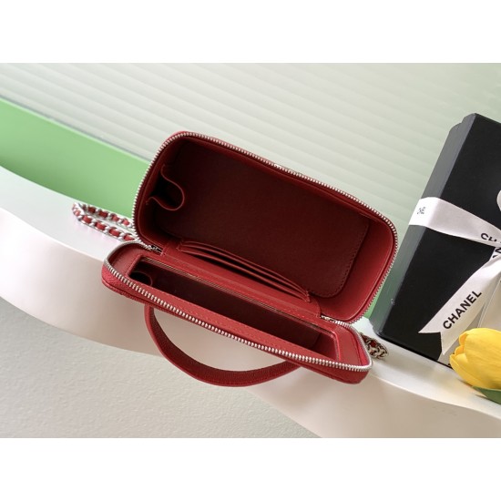 650 Chanel 25k large lattice box bag classic lattice pattern with caviar cowhide texture really no words hardware double C label exquisite and high-level handheld and chain shoulder back two kinds of back too poke me daily loaded with lipstick and powder 