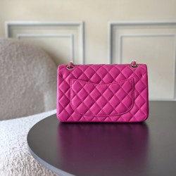 730 upgraded version of the full name Classic Fla0 lambskin size 236514cm leather original Haas lining imported lambskin hardware 24K plating all-steel hardware classic CF255 is to have people fall in love with the charm of the first sight to go wherever 