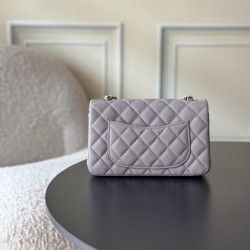 710 upgraded version of the full name Classic Fla0 1116 fine ball particles ball pattern large Mini leather original Haas small ball caviar lining imported lambskin hardware 24K plating all steel hardware size 12206cm classic CF is to have people fall in 