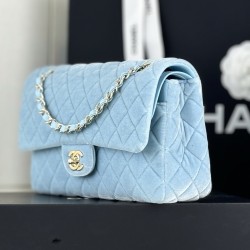 6001112116118Chanel cf tweed series This is a bag that can be called beautiful by all the friends around the gorgeous but not vulgar Look carefully at each yarn is knitted with heart and soul really hope to get your sincere favorite Size Model No. Large 1