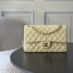 780 upgraded version of the full name Classic Fla0 sheepskin size 15525565cm leather original Haas lining imported lambskin hardware 24K plating all steel hardware classic CF is to have people fall in love with at first sight charm wherever you go is the 