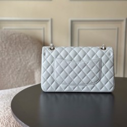 780 upgraded version of the full name Classic Fla0 sheepskin size 15525565cm leather original Haas lining imported lambskin hardware 24K plating all steel hardware classic CF is to have people fall in love with at first sight charm wherever you go is the 