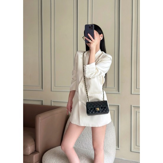 710 upgraded version of the full name Classic Fla0 1116 fine ball particles ball pattern large Mini leather original Haas small ball caviar lining imported lambskin hardware 24K plating all steel hardware size 12206cm classic CF is to have people fall in 