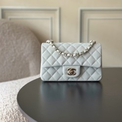 710 upgraded version of the full name Classic Fla0 1116 fine ball particles ball pattern large Mini leather original Haas small ball caviar lining imported lambskin hardware 24K plating all steel hardware size 12206cm classic CF is to have people fall in 