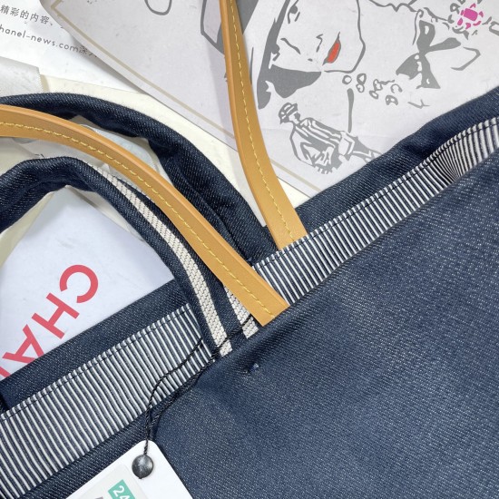 680 Exclusive real Chanel original denim hip mom must-have 92240 small 30x22x14cm 92241 large 38x29x15cm