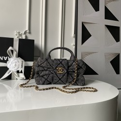 680 denim Chanel25K bow This season's explosive models fairy favorite AS5849 Fusion of classic diamond plaid pattern casual and sweet to make a whole bag is so sweet ah break the conventional form of the bag from the bow from accessories to become the pro