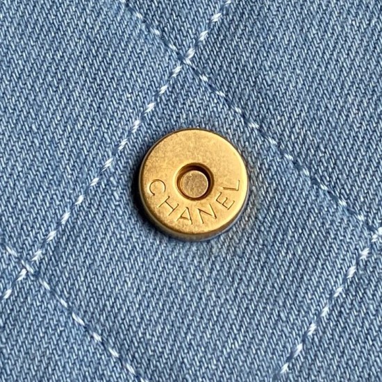 780 Cowboy Chane125C Early Spring Collection AS5302 Hoho Hippie Bag The double pocket design is very special The effect on the body is really great Casual and elegant Metal chain Hipster and retro Capacity is very large Size 273518 cm