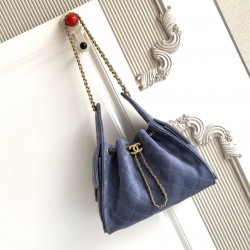 700 AS5293CHANEL 25 Another model named after the year 25c Suede Hipster Bag Chanel hobo Underarm Bag Hippie Underarm Bag Small Vintage Gold Coin Button Drawstring Bucket Bag Lingerie Pattern Vintage Black and Gold Classic Chain Design Premium Feeling Ess