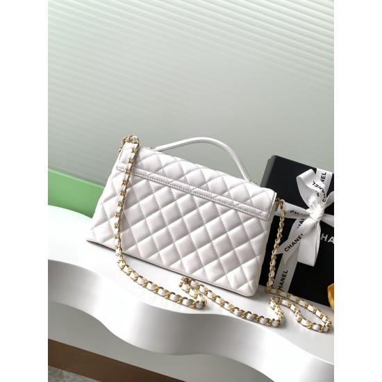 780 25p kelly super texture 25p kelly take it is who's dream bag can be hand-carried can be shoulder can be crossbody not a little girl can refuse this bag ah come on chanel you really very good at holding our overall super texture model number AS5356 siz