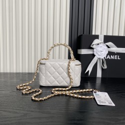 710 Chanel25B Double C logo handle cosmetic case AP4799 Exquisite handle design more fashionable Grain cowhide leather with metal vintage hardware texture wear-resistant and durable Classic design style versatile and practical Really exquisite Oh high val