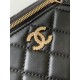 680 25b Double C logo with diamonds Cosmetic case Exquisite handle design more fashionable Lambskin with metal hardware texture wear-resistant and durable Classic design and style versatile and practical really exquisite Oh high value Small more and more 
