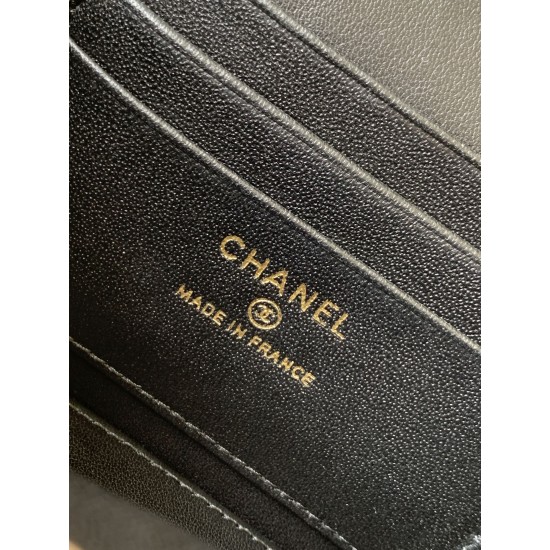 680 25b Double C logo with diamonds Cosmetic case Exquisite handle design more fashionable Lambskin with metal hardware texture wear-resistant and durable Classic design and style versatile and practical really exquisite Oh high value Small more and more 