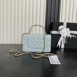 680 Chanel25B Woc Double C logo handle AP4785 Exquisite handle design is more fashionable Grain cowhide leather with metal vintage hardware texture wear-resistant and durable Classic design style versatile and practical Really exquisite Oh high value Smal