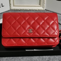 420 Chanel 0497A original sheepskin WOC small bag fashionable atmospheric double C let you more confident gold and silver buckle long chain can be collected in the bag can be used as a clutch bag inside the card space zipper space change space compact and
