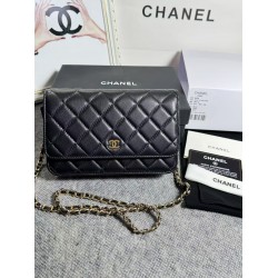 420 top original single 2020 spring and summer new version WOC33814 wealth bag imported original sheepskin classic diamond lattice and leather through the metal chain of the classic design appearance and the same as the previous classic Woc difference is 