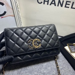 450 large explosive Chane AP1794 2020 new sheepskin woc too love at a glance on the logo than the classic model of the larger half wear leather half wear gold chain very exquisite capacity do not have to worry about the size of the fit all fit size 19cm