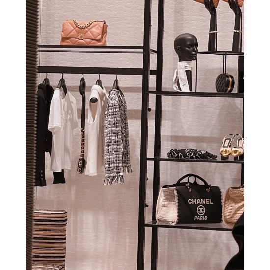 1200 Chanel coco beach bag black cow weave beach bag 34cm classic stunning