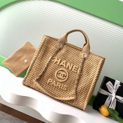 1100 25New Chane Beach Bag Shopper Are you excited Chanel TOTE BAG must have because it's high class because it's unique because it's durable and irrefutable versatile Model No. A66941 Size 38