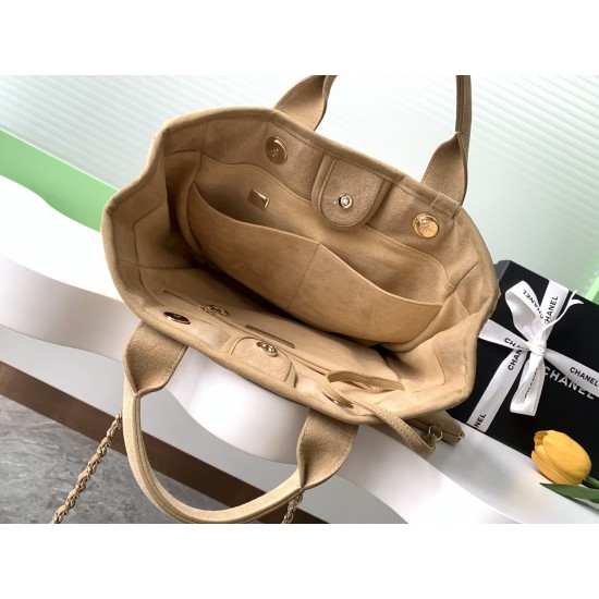 980 25New Chane Beach Bag Shopper Are you excited Chanel TOTE BAG must have because it's high class because it's unique because it's durable and irrefutable versatile Model No. AS3257 Size 34