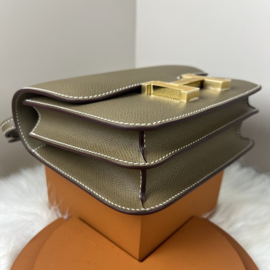 HERMES Constance Stewardess Bag New with Mirror 19 Kang Kang Elephant Gray Gold Buckle High-end Quality Epsom Cowhide Leather Handmade Waxed Thread Shoulder Crossbody Bag Mini Size 19154cm In stock Lot 700