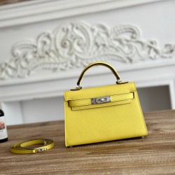 Kylie II mini color lemon yellow imported epsom leather semi-handmade hand sewing waxed thread size 19cm Lot of 680