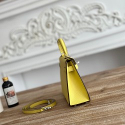 Kylie II mini color lemon yellow imported epsom leather semi-handmade hand sewing waxed thread size 19cm Lot of 680