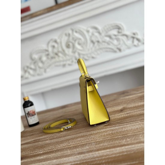 Kylie II mini color lemon yellow imported epsom leather semi-handmade hand sewing waxed thread size 19cm Lot of 680