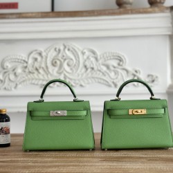 Kylie II mini color avocado green imported epsom leather semi-handmade hand-stitched waxed thread size 19cm Lot of 680