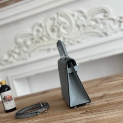 Kylie II mini color linen blue imported epsom leather semi-handmade hand-stitched waxed thread size 19cm Lot of 680