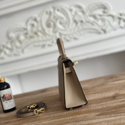 Kylie II mini color trench coat gray imported epsom leather semi-handmade hand-stitched waxed thread size 19cm Lot of 680