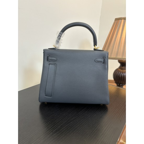 P1600 Kylie Colrmatic swift leather All-steel hardware First release single color Bullying slate gray Black horse in this year's color card In stock 2528 gold and silver buckle